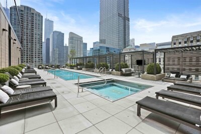 Building Photo - 233 W Hubbard St