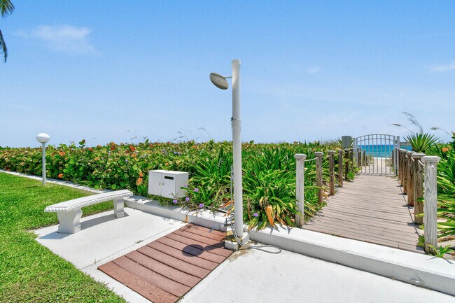 Building Photo - 2780 S Ocean Blvd