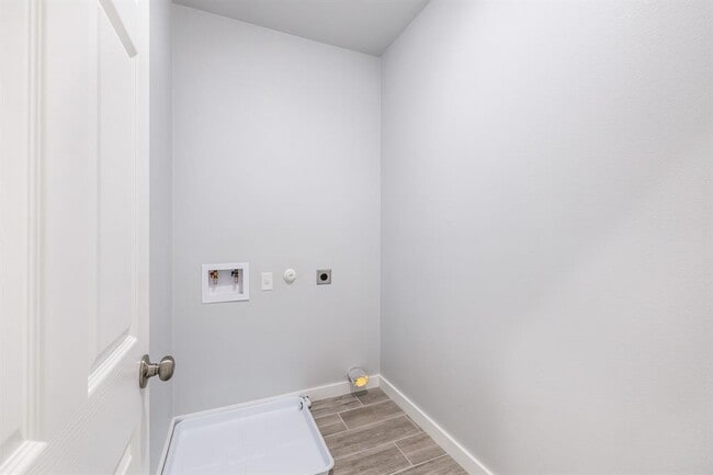 Building Photo - 600 Kimbro #B St