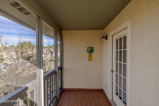 Building Photo - 191 White Sandy Dr