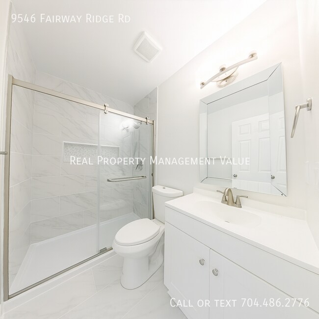 Building Photo - 9546 Fairway Ridge Rd