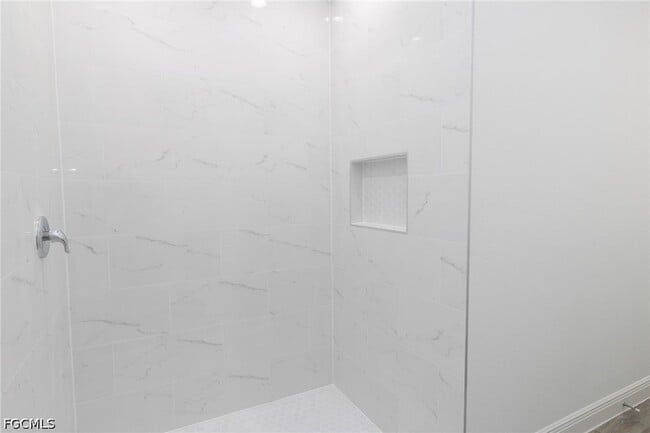 Building Photo - 8009 Cod Ct