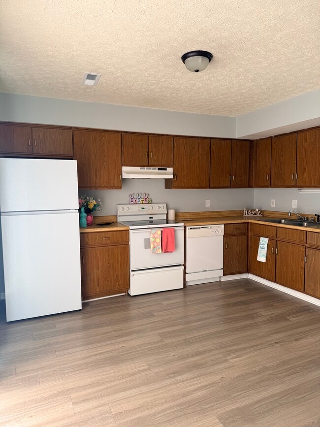 Building Photo - 24 Duiguid Dr