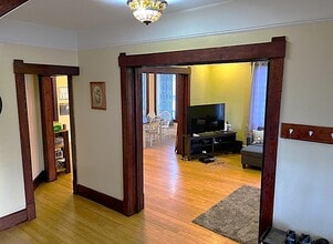 Building Photo - 4704 N Lacey St