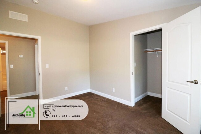 Building Photo - 22233 Venzke Rd