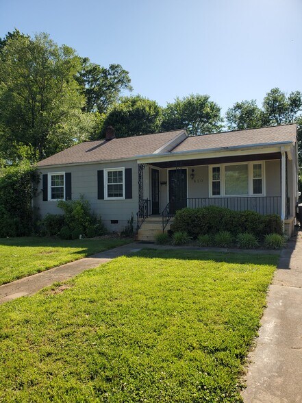 Building Photo - 810 Bellview St