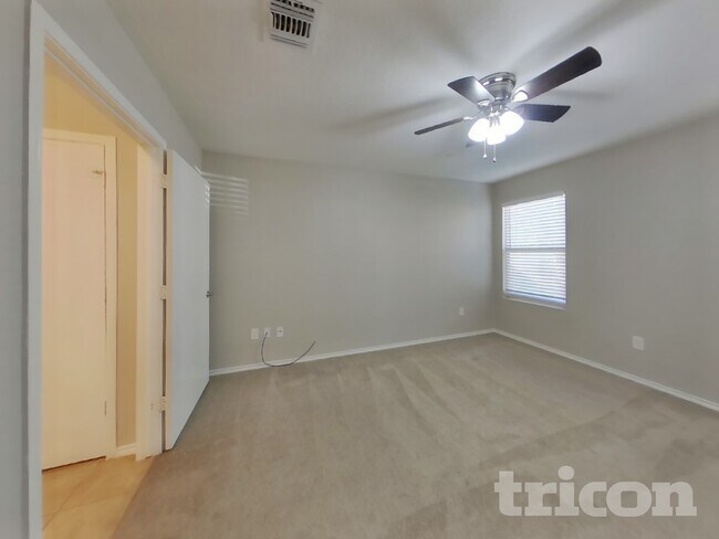 Building Photo - 6647 Hartnet Fields