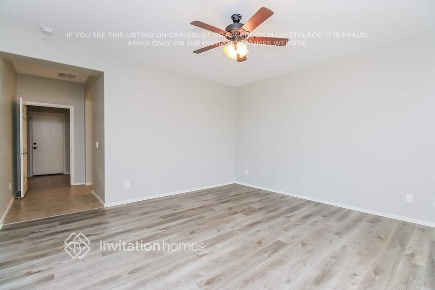 Building Photo - 4657 E Odessa Dr
