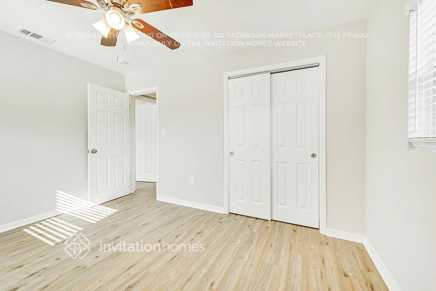 Building Photo - 1720 Newton St