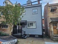 Building Photo - Fully Updated 3 bedroom 1 bath house for rent in the South Side Flats