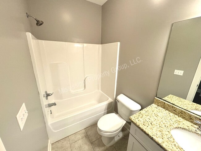 Building Photo - 4BD/4.5BA FOR RENT