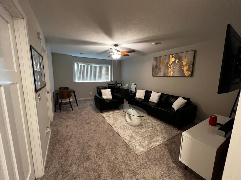 Building Photo - 7379 Degrio Way