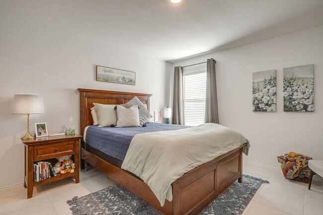 Building Photo - 6329 Becker Ave