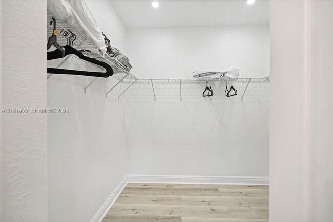 Building Photo - 10016 NW 89th Terrace