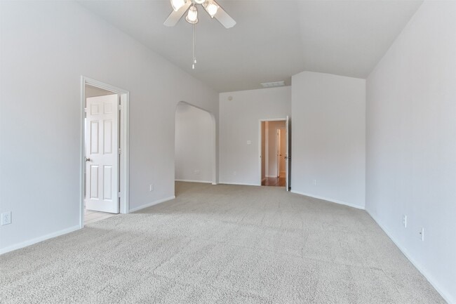 Building Photo - 14603 Whispering Cypress Dr