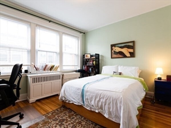 Building Photo - 400 Washington St