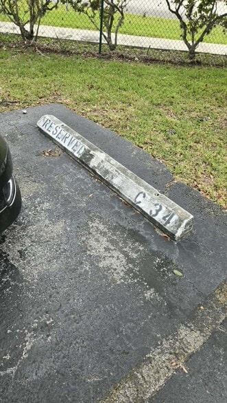 Building Photo - 13707 Kendale Lakes Cir