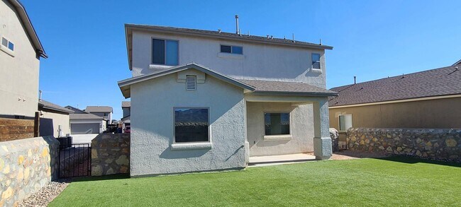 Building Photo - 12065 Mesquite River Dr