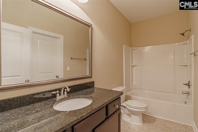 Building Photo - 105 High Bluff Ln