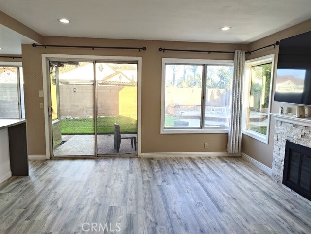 Building Photo - 6953 Saddleback Pl