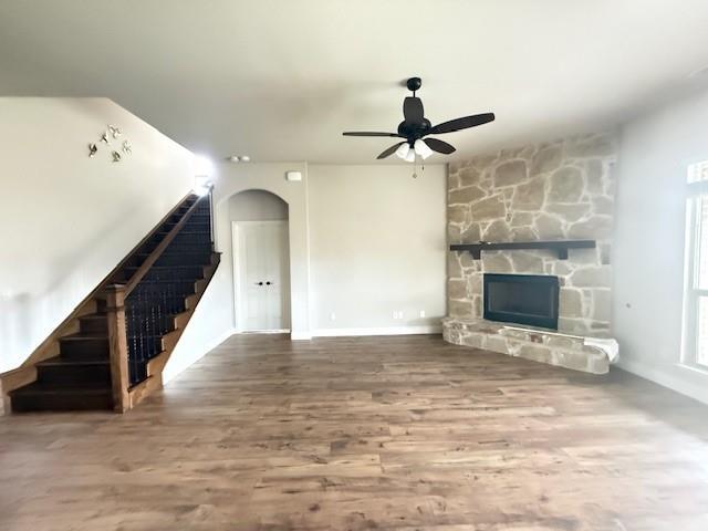 Building Photo - 1009 Tree Shadow Ln