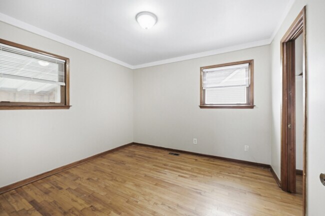 Building Photo - 8048 Timken Ave