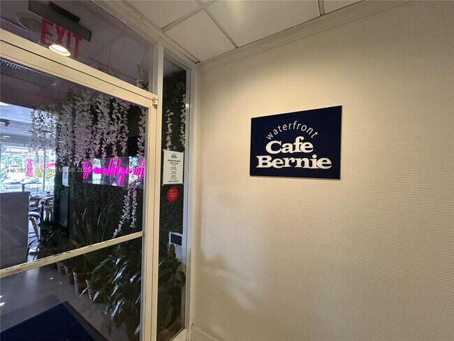 Building Photo - 5600 Collins Ave