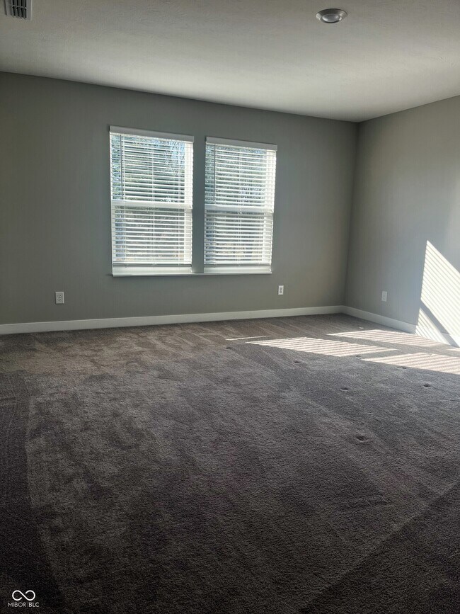 Building Photo - 1953 Goodwin Pl