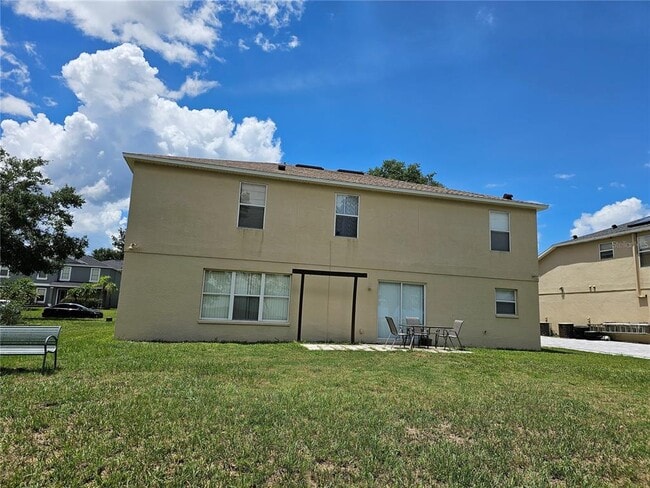 Building Photo - 699 Skyridge Rd