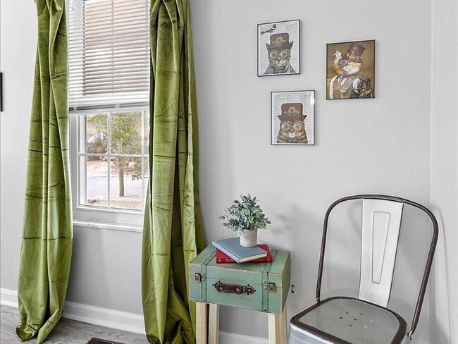 Building Photo - 1835 Portland Ave