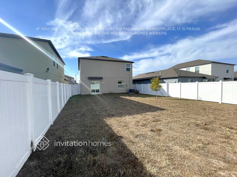 Building Photo - 88 Rain Lily Ave