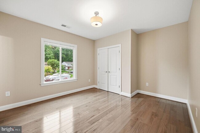 Building Photo - 8474 Ararat Ct