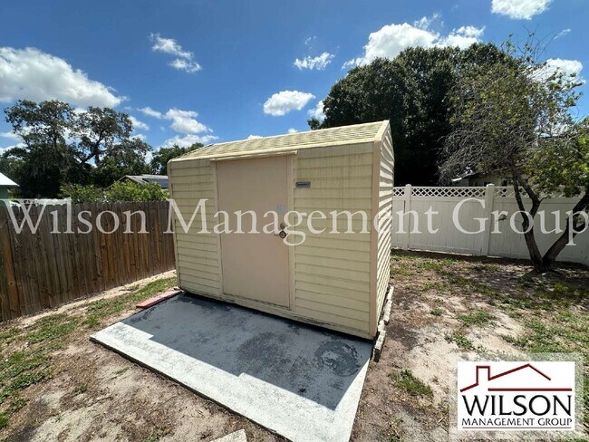 Building Photo - 660 Marlene Dr