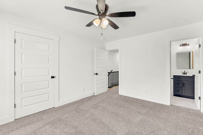 Building Photo - 354 Front Rdg Cir