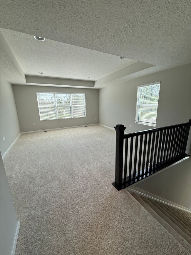 Building Photo - Stunning Westerville Condo with Loft | 2,086 Sq Ft | Garage | Move-In Ready