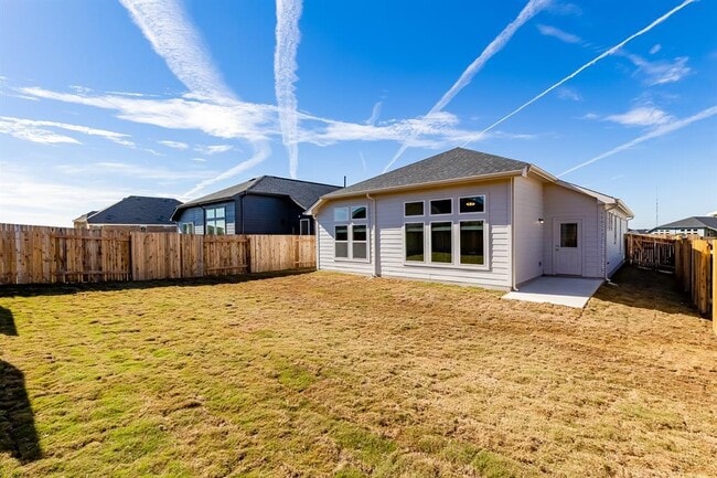 Building Photo - 325 Diamondleaf Dr