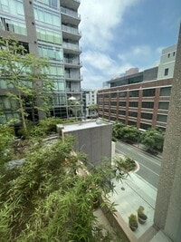 Building Photo - COMING SOON! Sleek & Sophisticated 1-Bedro...