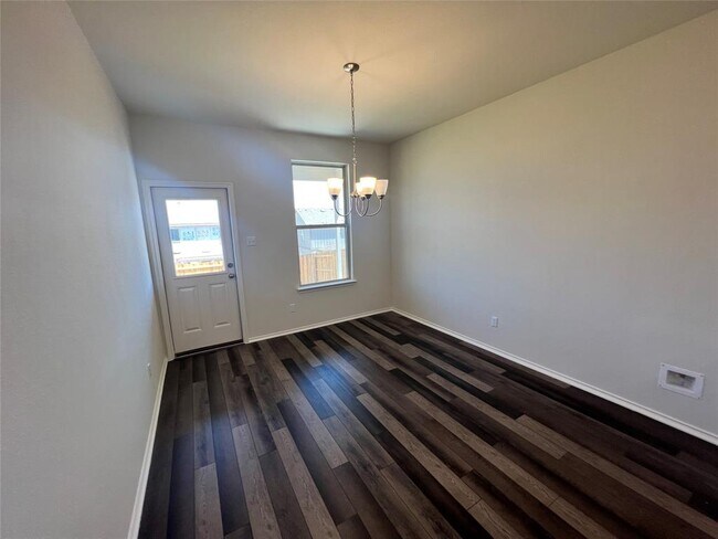 Building Photo - 353 Grace Lilly Dr