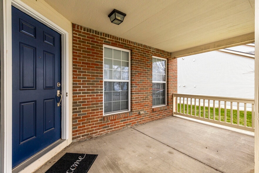 Building Photo - 7225 Bromfield Dr