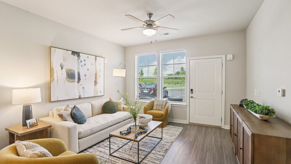 Building Photo - Authentix LaGrange