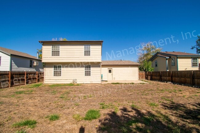 Building Photo - 661 Hanna St