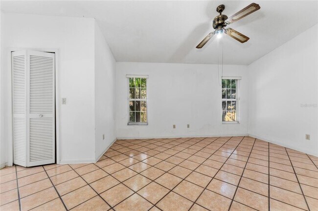Building Photo - 3013 Barrymore Ct