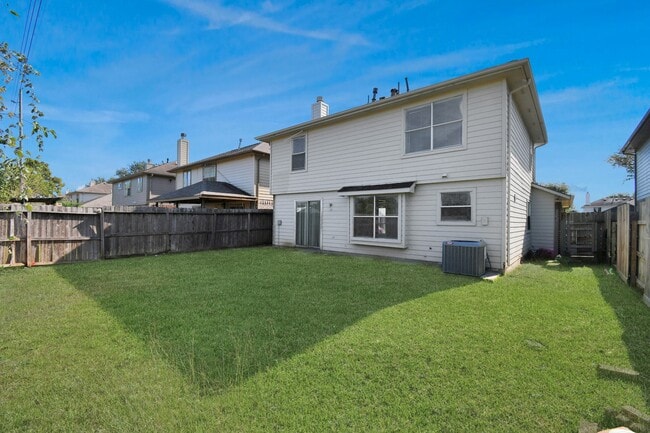 Building Photo - 8914 Pecan Pl Dr