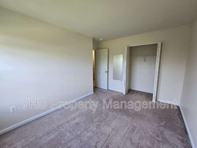 Building Photo - 6186 Library Ln