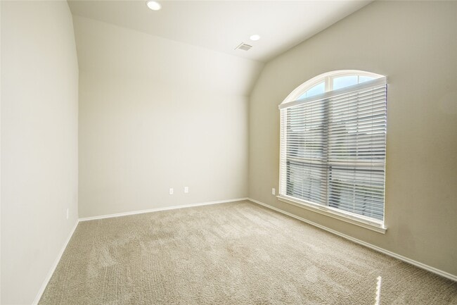 Building Photo - 29006 Crystal Rose Ln