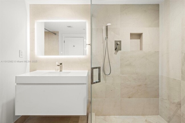 Building Photo - 6801 Collins Ave