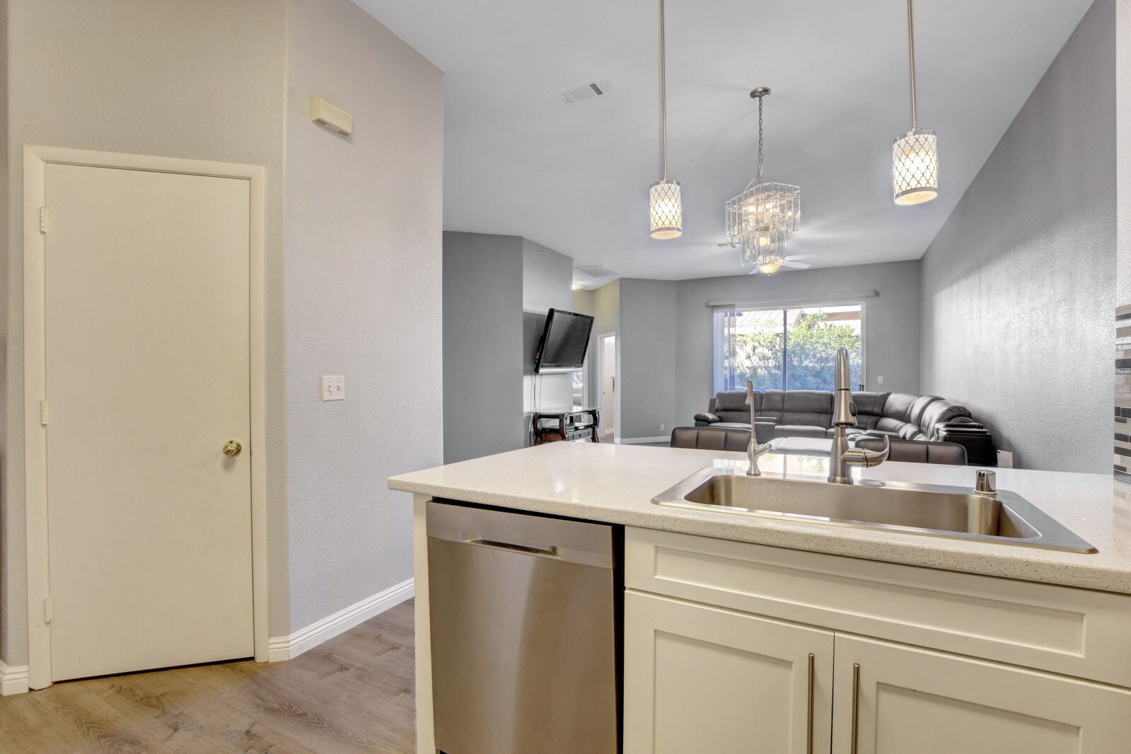 Building Photo - 2890 Red Rooster Ct