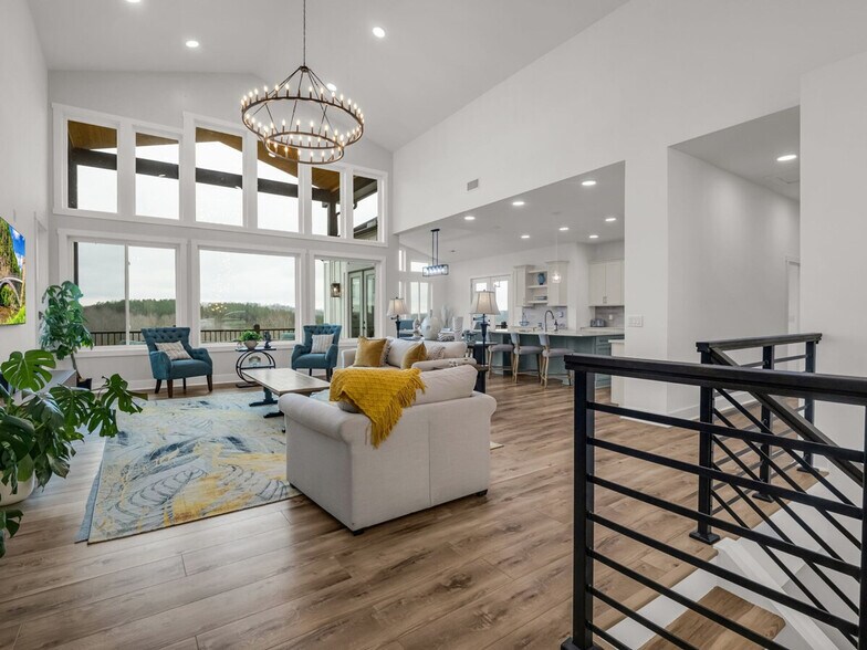 Building Photo - 198 Amberwood Pl