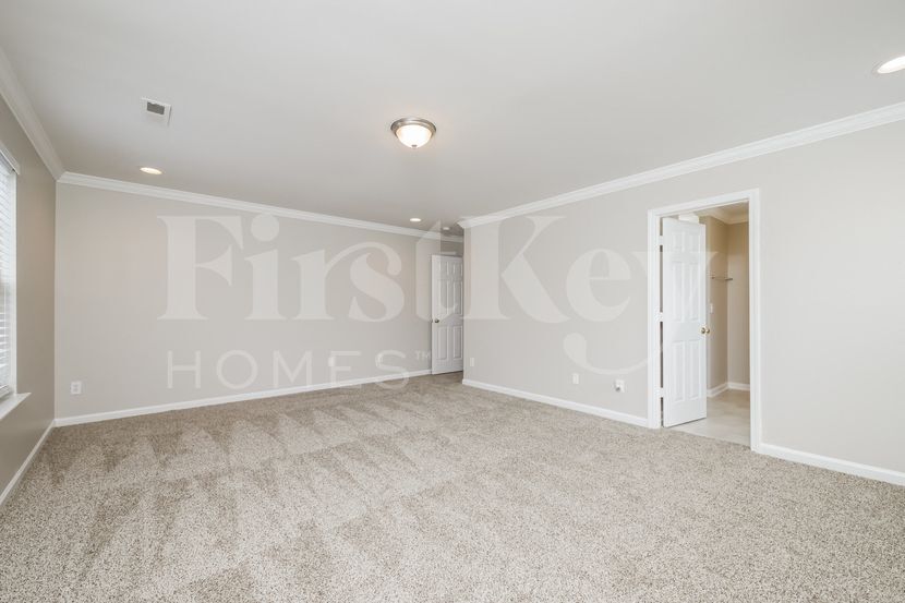 Building Photo - 4183 Shadetree Dr