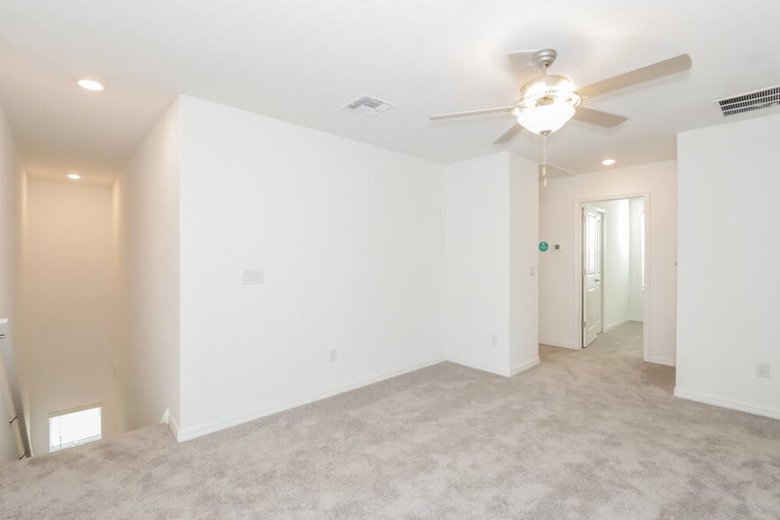 Building Photo - 17903 Blissful Stars Dr